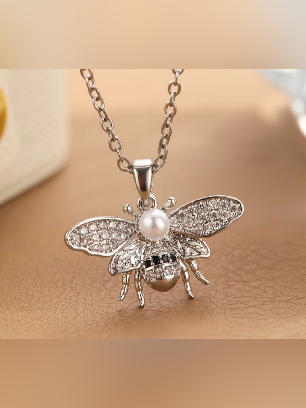 🐝🐝🐝BOGOHO🐝🐝🐝Dainty Bee Hoop Earrings w/Matching Bee Necklace-Silver - Picture 5 of 7